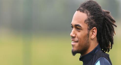 رسمياً.. جالطا سراي يضم مدافع مانشستر سيتي 